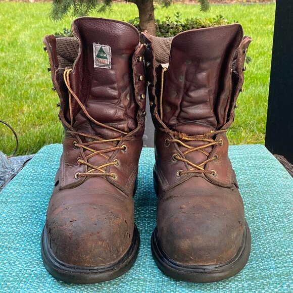 Red Wing-2414 MEN’S 8-INCH WATERPROOF CSA SAFETY TOE BOOT 10.5 3E - Picture 2 of 11
